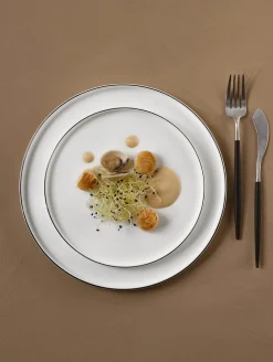 essteller, ligne noire