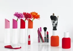 nailpolish vase, rot