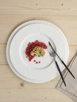 platzteller mit fahne