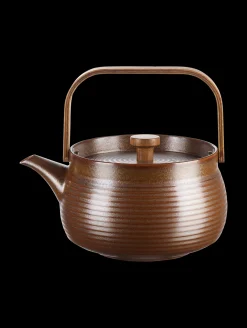 teekanne mit Holzgriff, brown