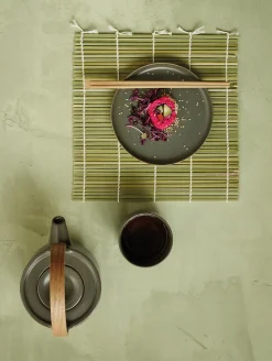 teekanne mit holzgriff, nori